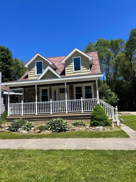 415 Saginaw St, Alpena, MI 49707