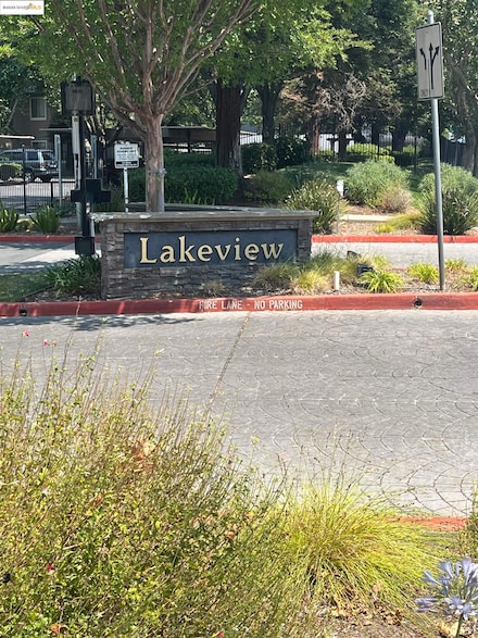 2207 Lakeview Cir, Pittsburg, CA 94565