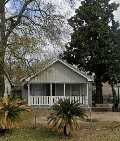 4114 Averill St, Houston, TX 77009