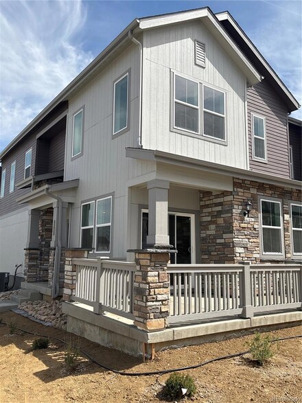 1988 S Haleyville Way, Aurora, CO 80018