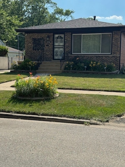 14240 S Manistee Ave, Chicago, IL 60633