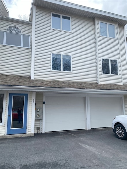 700 East St Unit G, Walpole, MA 02081