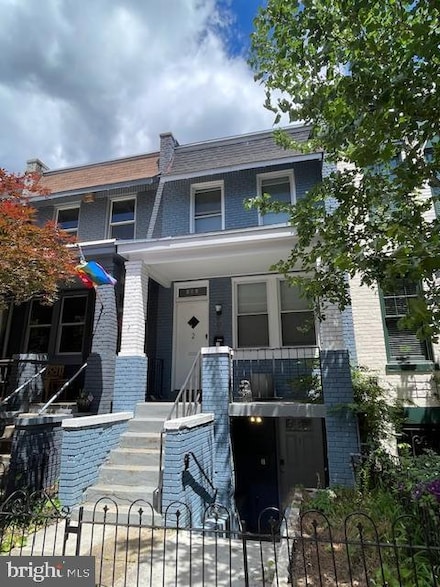 906 I St SE Unit 2, Washington, DC 20003