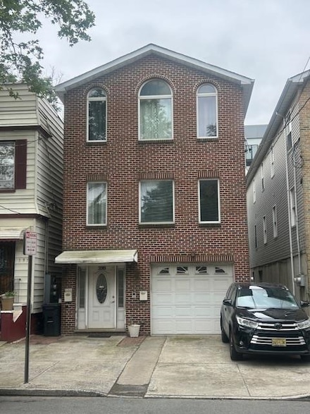 399 Ege Ave, Jersey City, NJ 07304
