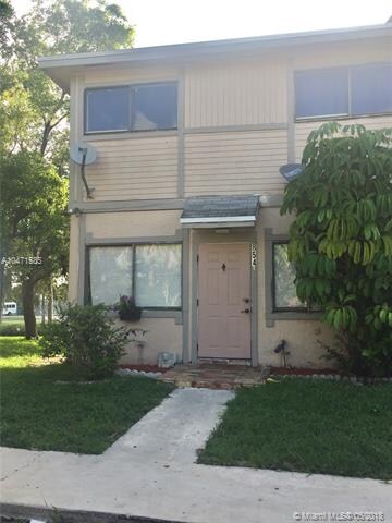 854 SW 74th Ave, North Lauderdale, FL 33068