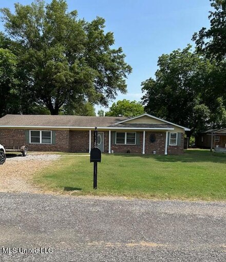 740 Eubanks Rd, Alligator, MS 38720
