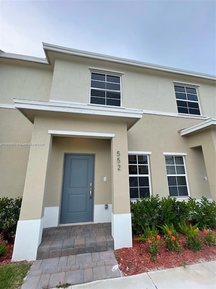 552 NE 4th St, Florida City, FL 33034