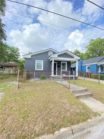 2125 Alaska St, Savannah, GA 31404