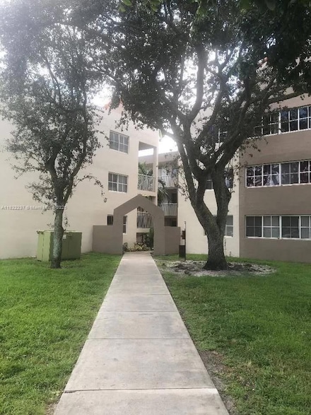 6155 NW 186th St Unit 209, Hialeah, FL 33015