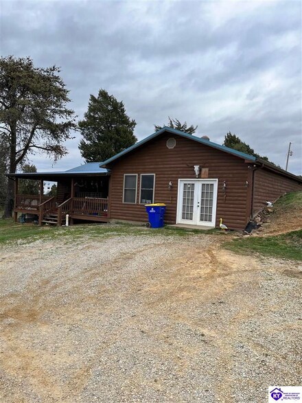 7624 Nolin Dam Rd, Mammoth Cave, KY 42259