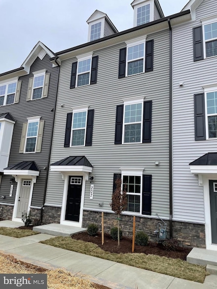 207 Bel Aire Ln, Frederick, MD 21702