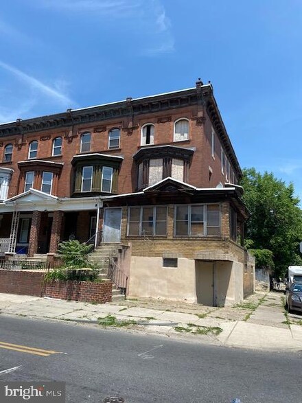 2101 W Ontario St, Philadelphia, PA 19140