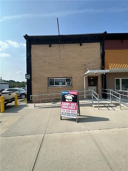 114 Main St, West Middlesex, PA 16159