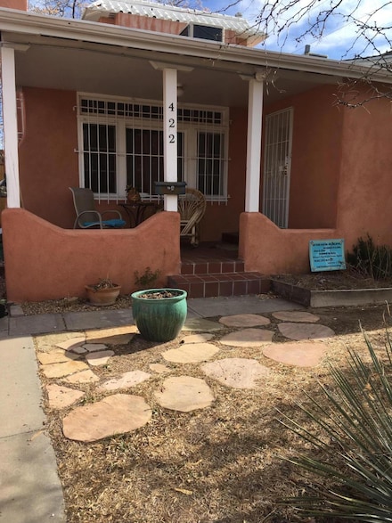 422 Vassar Dr SE, Albuquerque, NM 87106