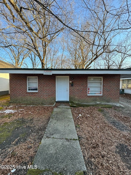 1303 Downing St SW, Wilson, NC 27893