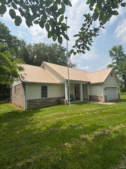 999 Inderrieden Rd, Chandler, IN 47610