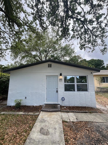 519 NW 12th Ave, Fort Lauderdale, FL 33311