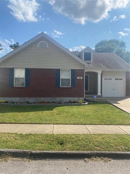 6734 Roberts Ave, Saint Louis, MO 63133