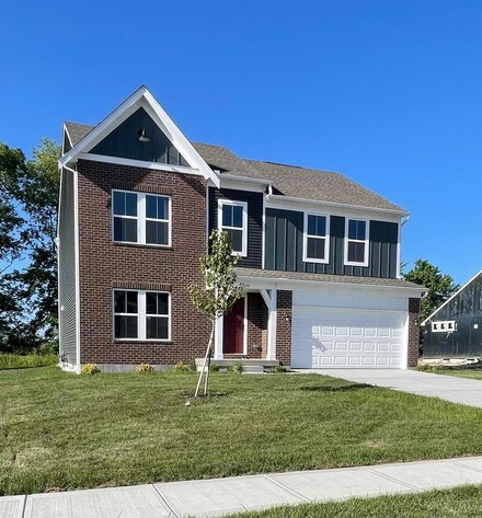 3055 Kit Fox Way, Franklin, OH 45005