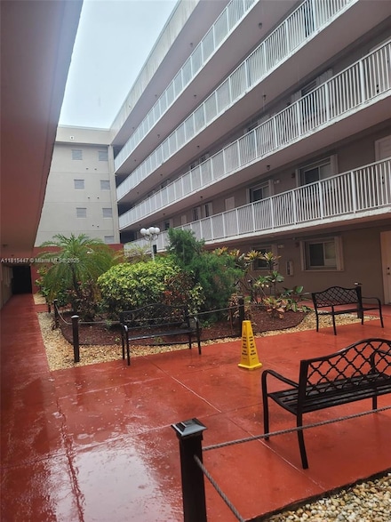 600 NW 32nd Place Unit 506, Miami, FL 33125