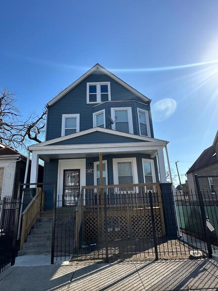 6629 S Carpenter St, Chicago, IL 60621