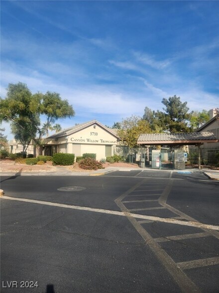 5710 E Tropicana Ave Unit 1008, Las Vegas, NV 89122