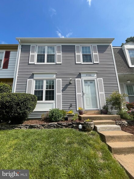 9936 Wood Wren Ct, Fairfax, VA 22032