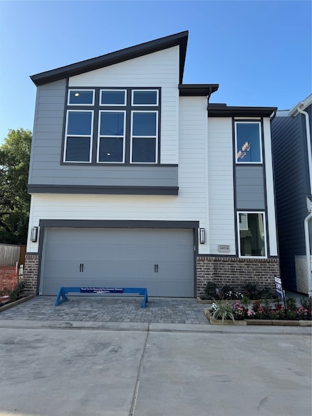 16024 Mason Run Dr, Houston, TX 77079