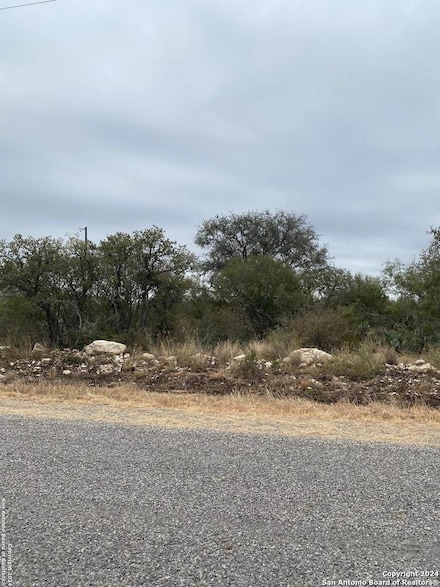 309 Legend Hills, Uvalde, TX 78801