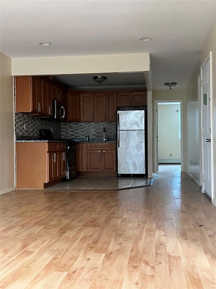 176-4 Jamaica Ave Unit 3, Jamaica, NY 11433