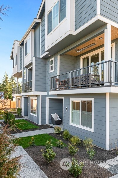 15423 Admiralty Way Unit E7, Lynnwood, WA 98087