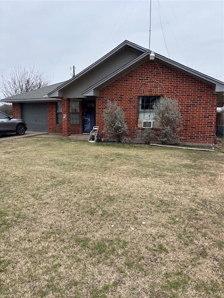 527 E Hilltop Ln, Elm Mott, TX 76640
