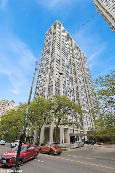 5455 N Sheridan Rd Unit 1601, Chicago, IL 60640