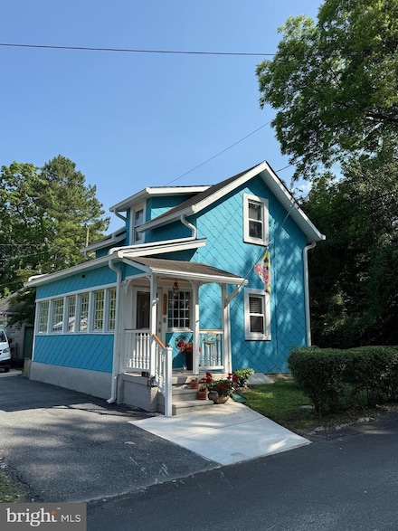 6111 Richard Ave, Baltimore, MD 21214