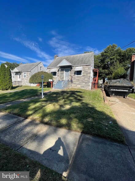 20 Harding Ave, Mount Ephraim, NJ 08059