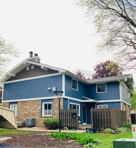 N76W14532 N Point Ct, Menomonee Falls, WI 53051