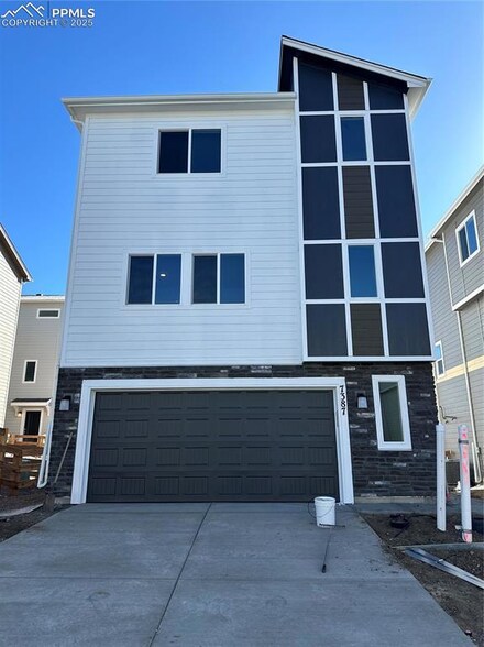 7387 Cornice Point, Colorado Springs, CO 80923