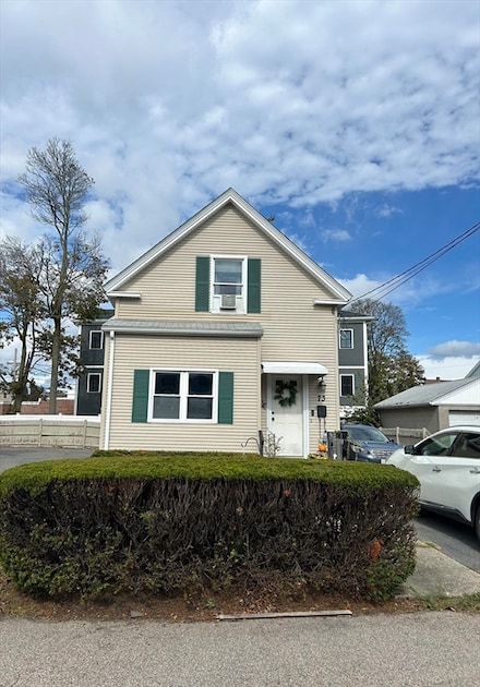 73 Payne St, Quincy, MA 02169