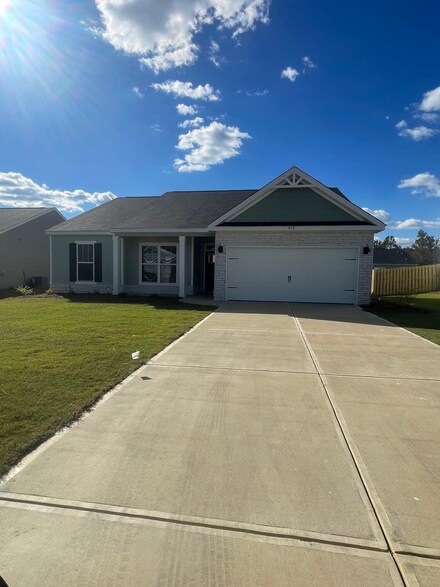919 Sweet Grass Cir, Harlem, GA 30814
