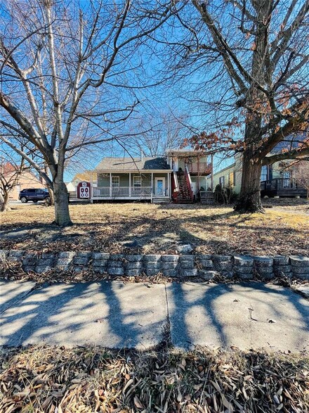602 N Olive St, Rolla, MO 65401