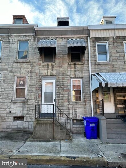 1272 Muhlenberg St, Reading, PA 19602