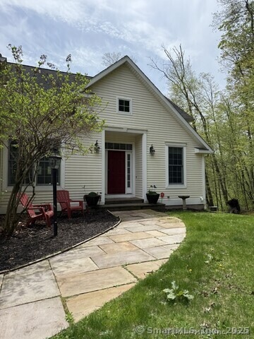 29 Chestnut Hill Rd, West Hartford, CT 06107