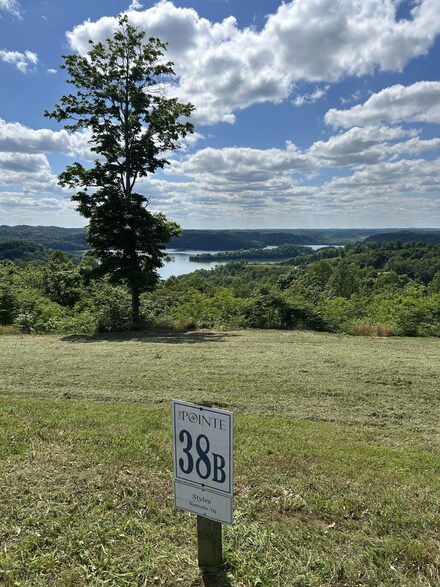 38B Swan Ridge Rd, Hilham, TN 38568