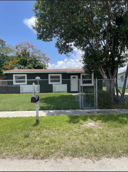 10850 SW 221st St, Miami, FL 33170