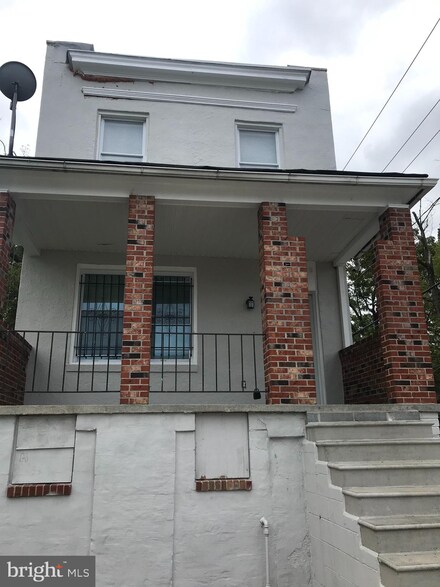 5268 Cordelia Ave, Baltimore, MD 21215