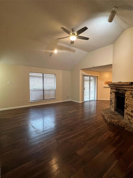 1630 Windmill Ln, Mesquite, TX 75149