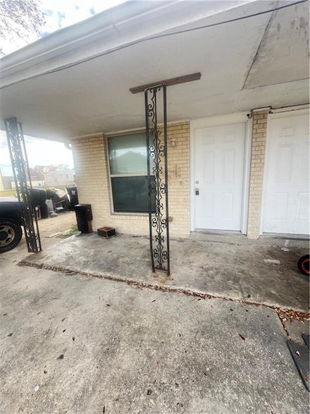 3527 Jackson Blvd, Chalmette, LA 70043