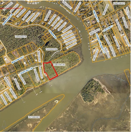 993 Ivory Bill Ln, McClellanville, SC 29458