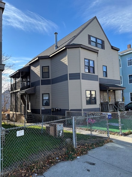 58 Granite St, Worcester, MA 01604