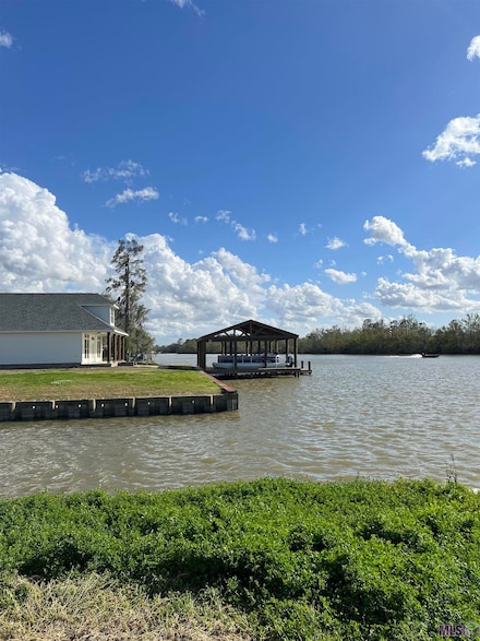 100 Michel Rd, Pierre Part, LA 70339